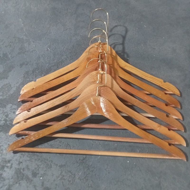 چوب لباسی چوبی گردویی ۱۰ عددی